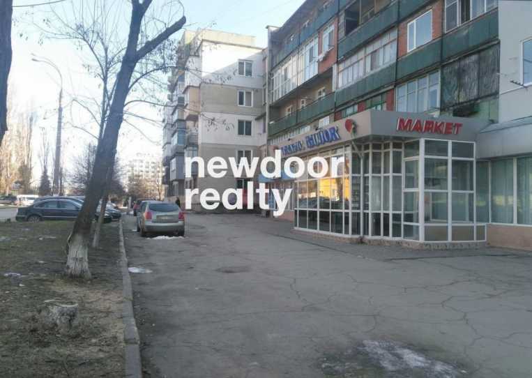 Коммерческая площадь