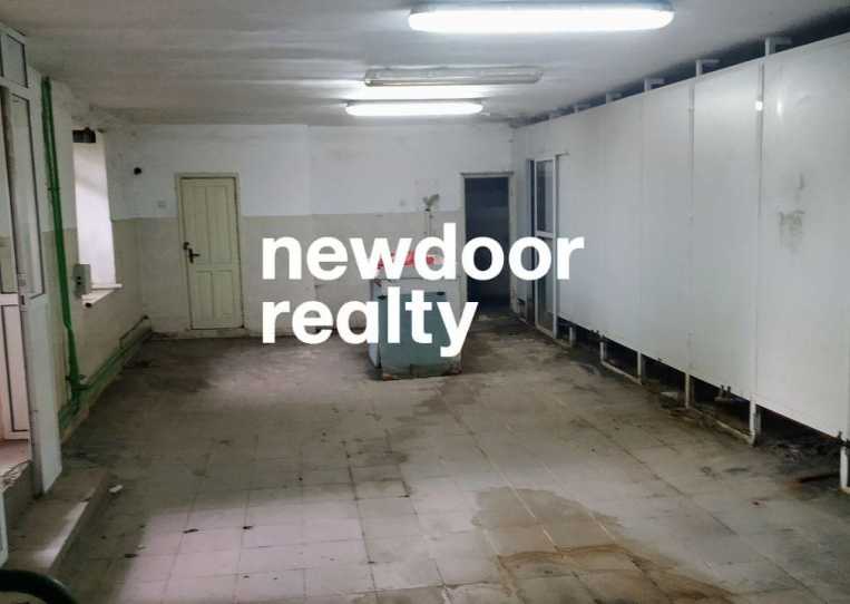 Коммерческая площадь